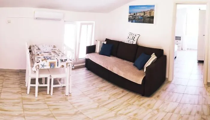 דירה Dominique, With Private Terrace סופטרסקה דראגה