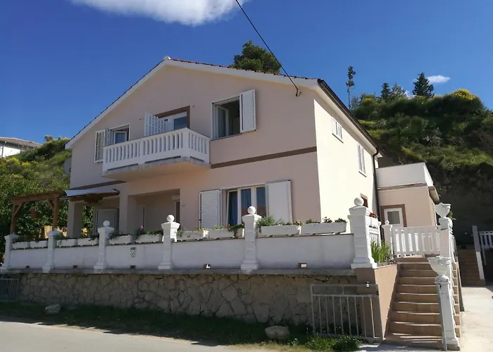 Dominique, With Private Terrace סופטרסקה דראגה