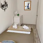 Dominique, With Private Terrace Apartamento Supetarska Draga